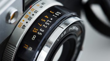 لنز دوربین عکاسی و فیلمبرداری - لیست ابزار